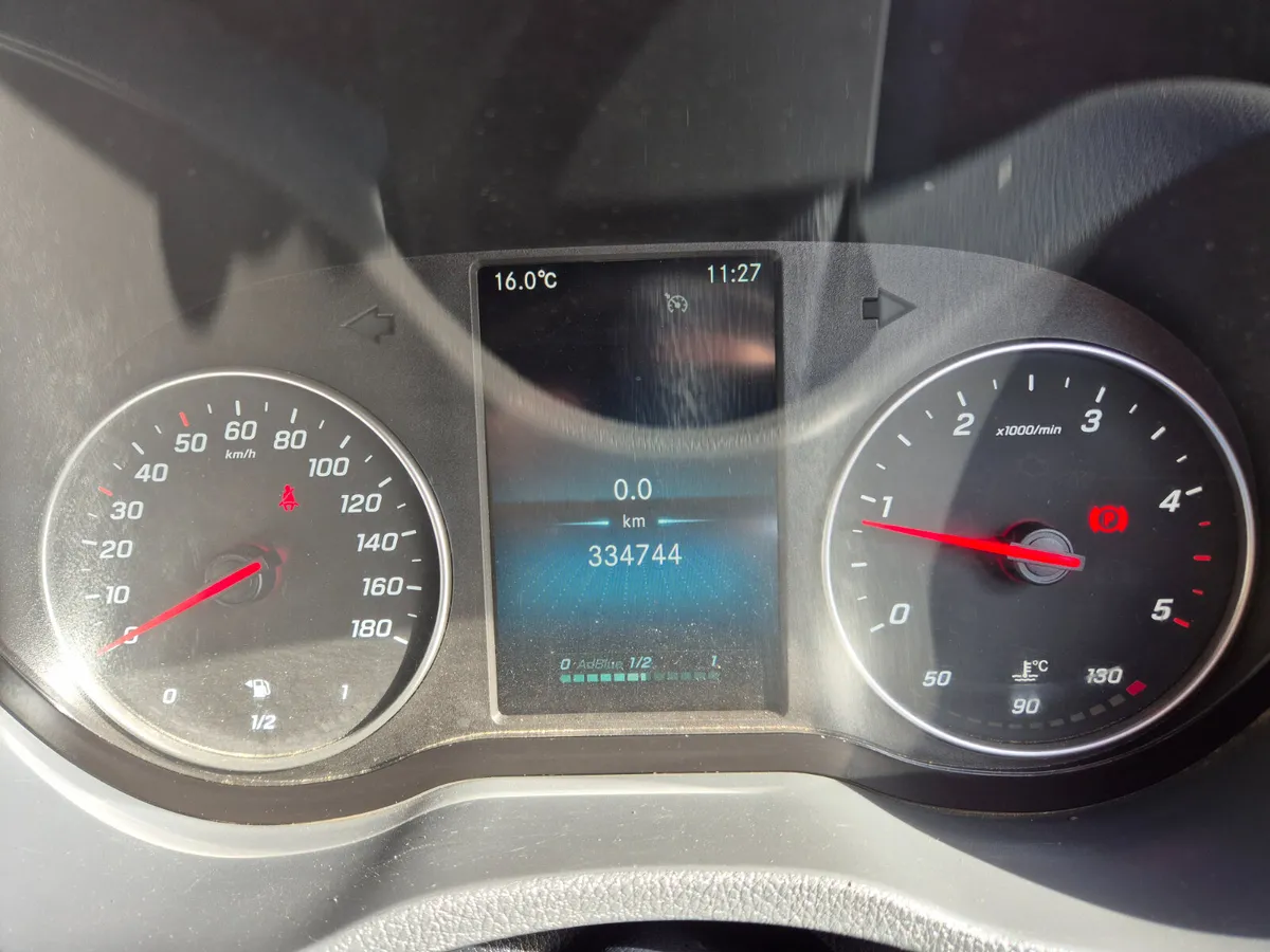 2019 Mercedes Sprinter 316 LWB new cvrt - Image 4