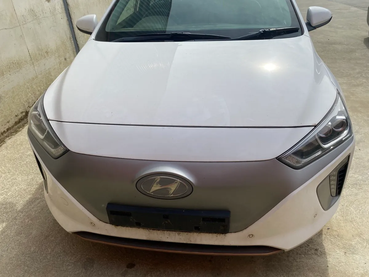 2019 Hyundai Ioniq SE electric for parts - Image 2