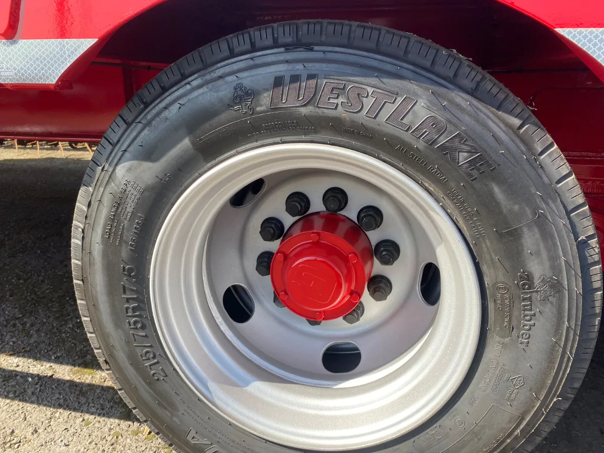 Low loader  McCauley - Image 4