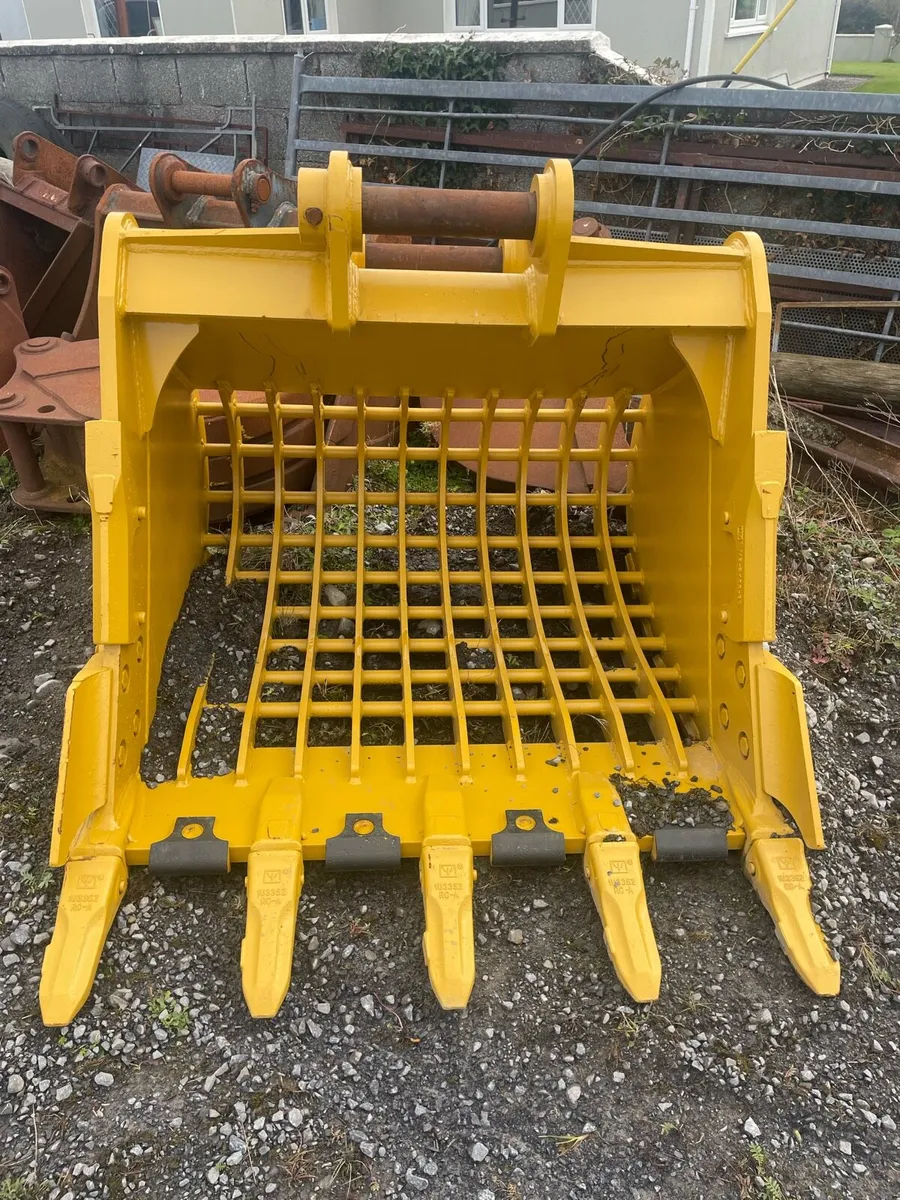 Riddle bucket - Image 1