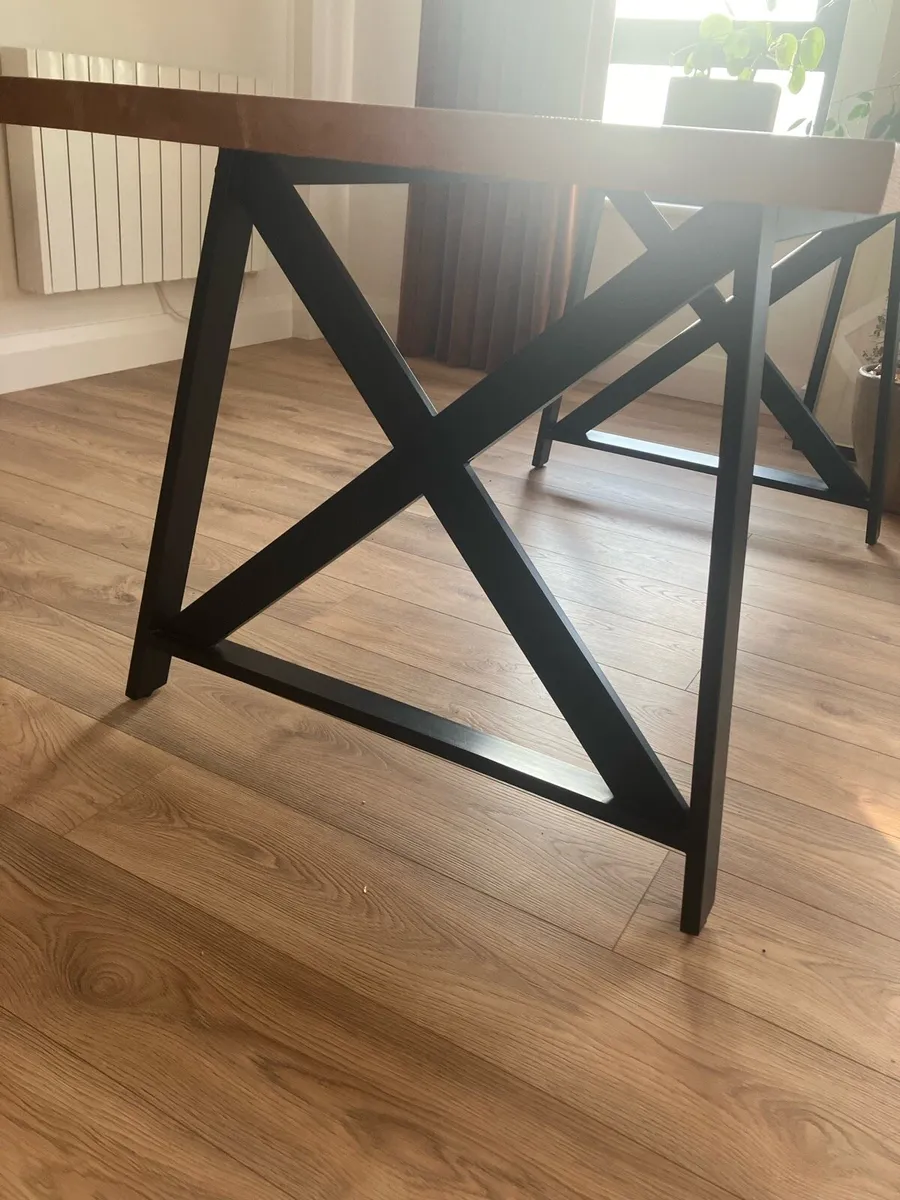 Kitchen Table - Image 4