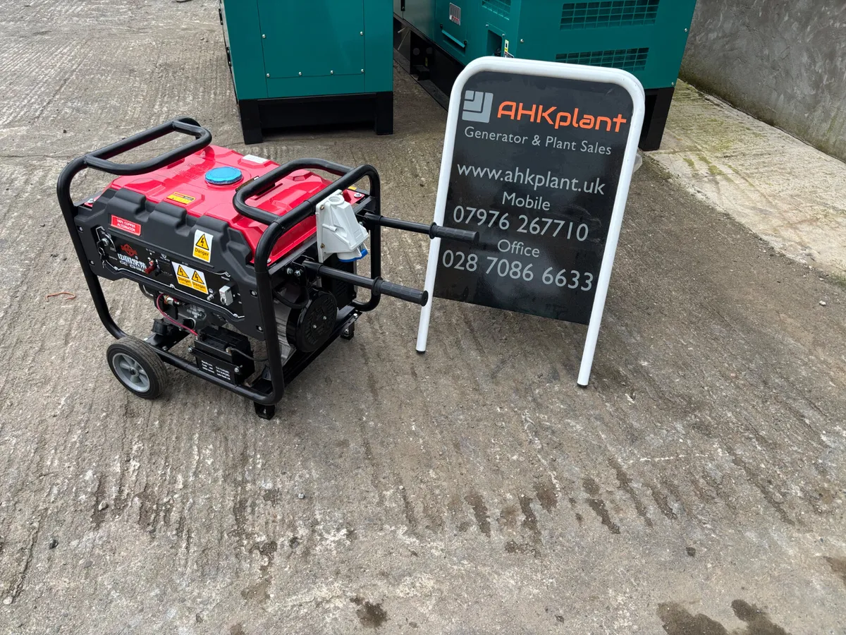 Generator 10 KVA.  32 AMP supply  230 Volt NEW - Image 1