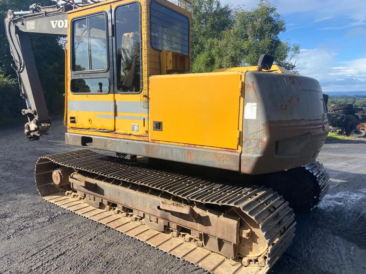 Volvo EC150 Tracked Excavator - Image 2