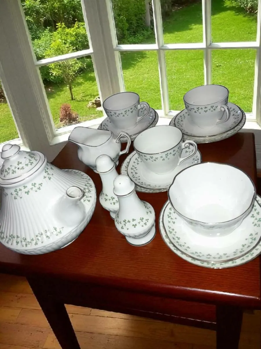 Royal Tara Shamrock - Image 1