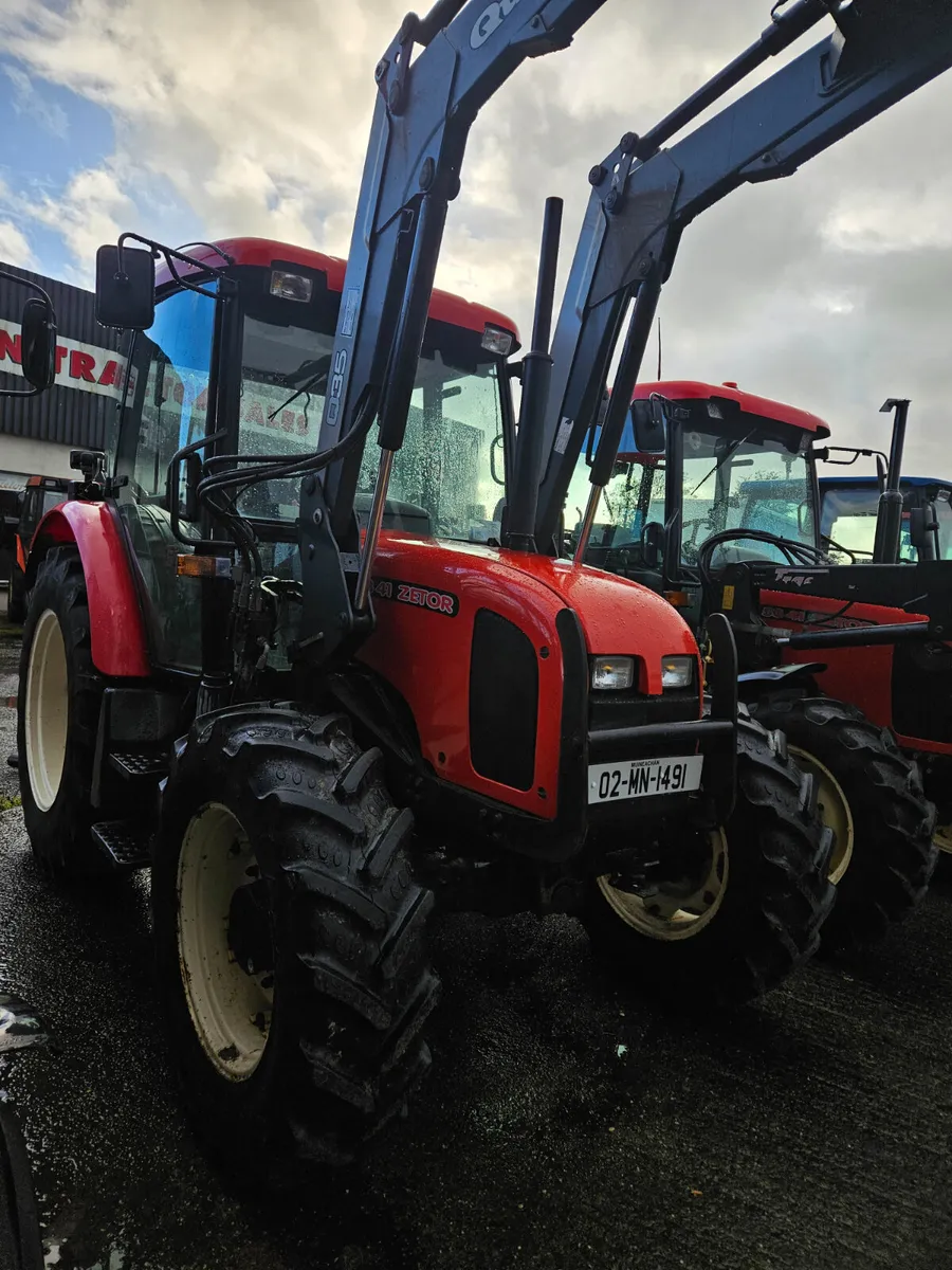 Farm machinery - Image 1