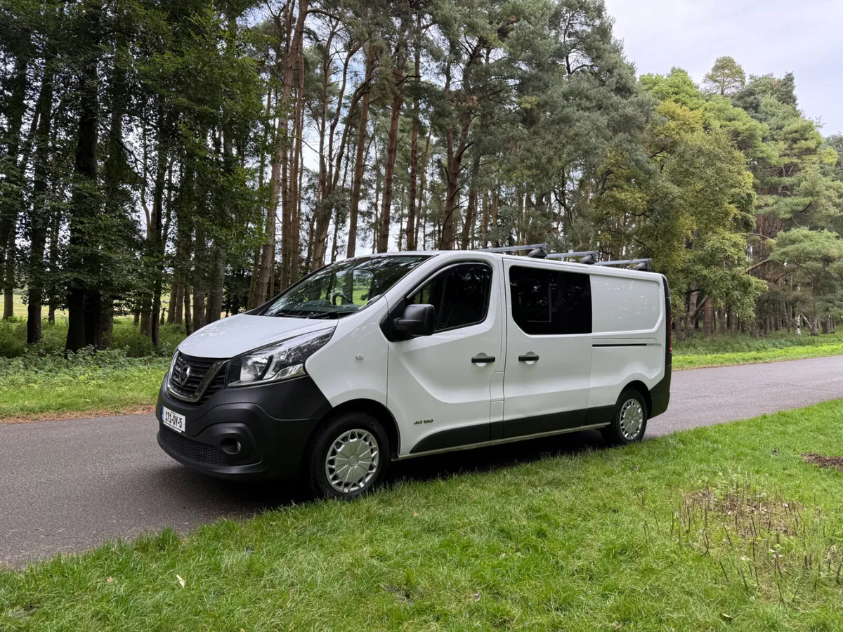 Nissan NV300 2017 3 Seat Van - Image 3