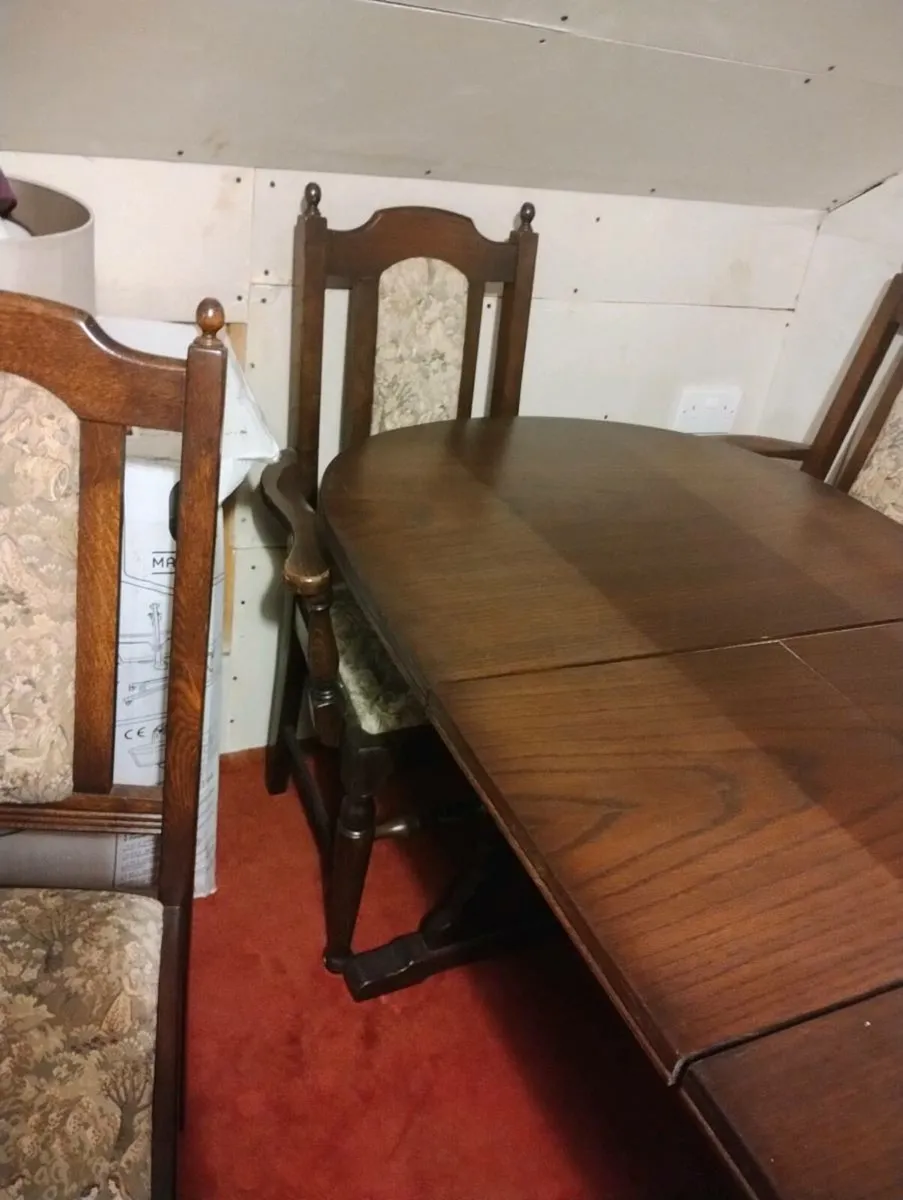 Mahogany dining table and chairs - Image 3