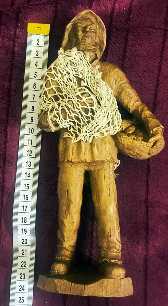 Irishman Wooden statue of a fisherman Hand carved - Image 2
