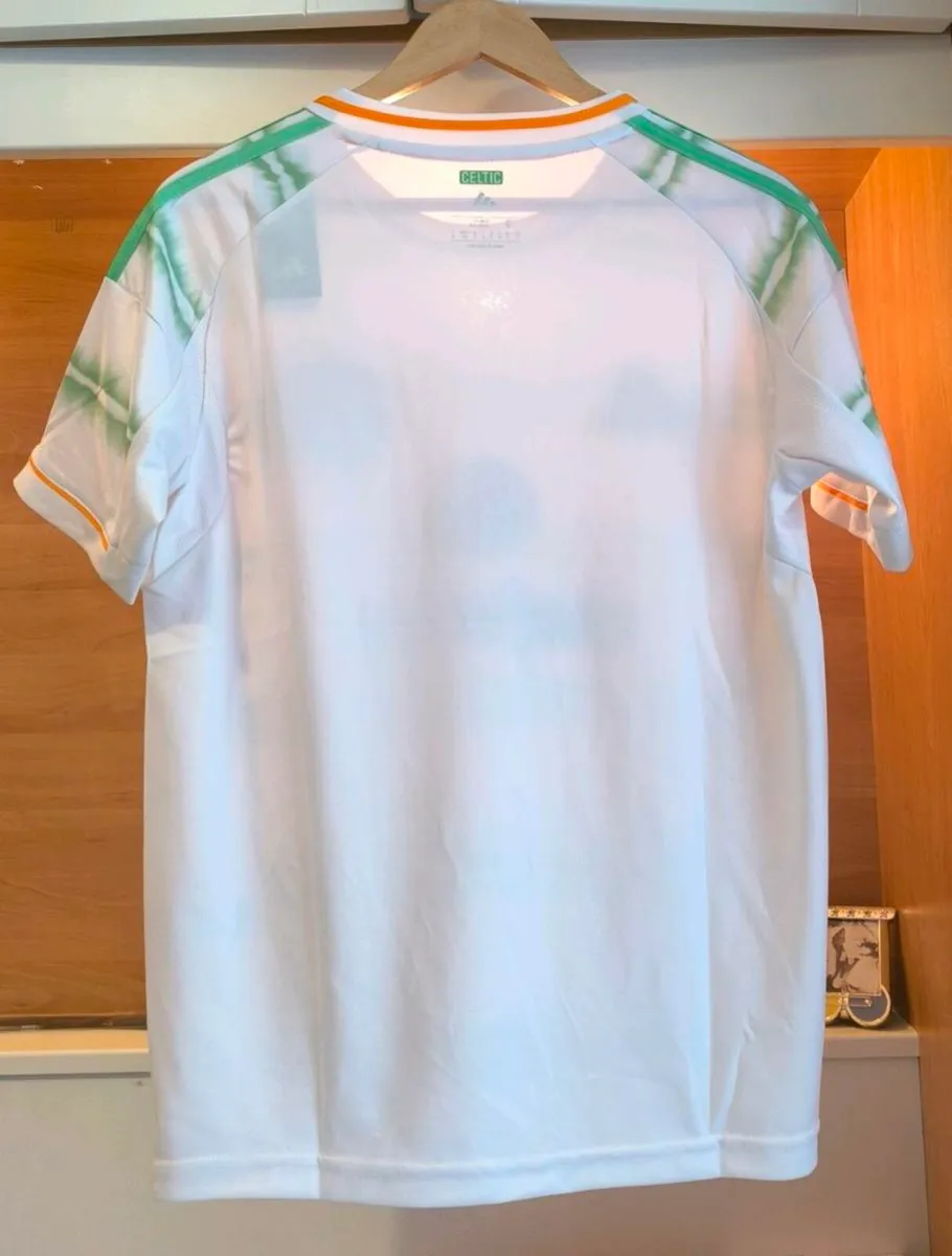 Celtic home and away jersey season 25/26 - Image 4