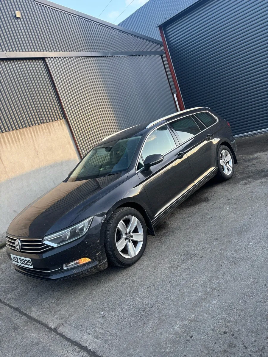 For breaking Volkswagen Passat - Image 2