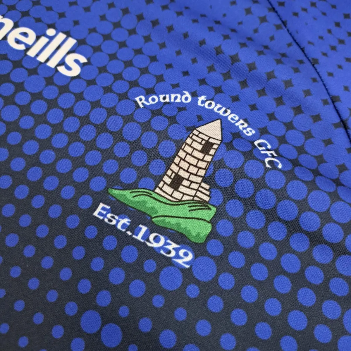 Round Towers GAA Jersey Shirt Top - Image 2