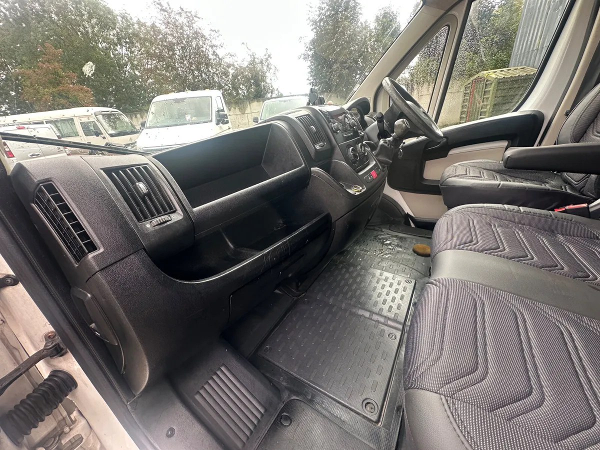 Peugeot Boxer 2015 lowloader - Image 2