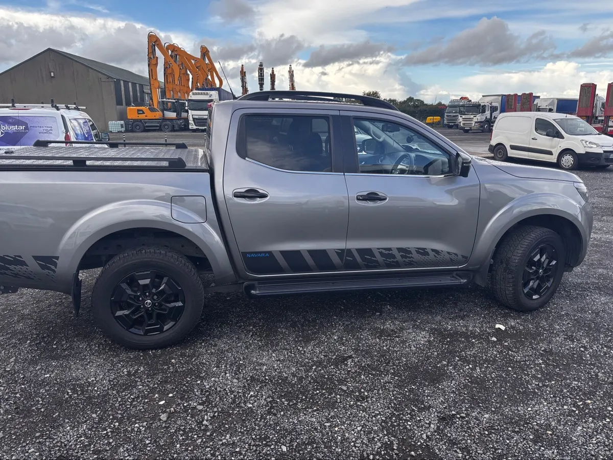 Nissan Navara 2021 - Image 1