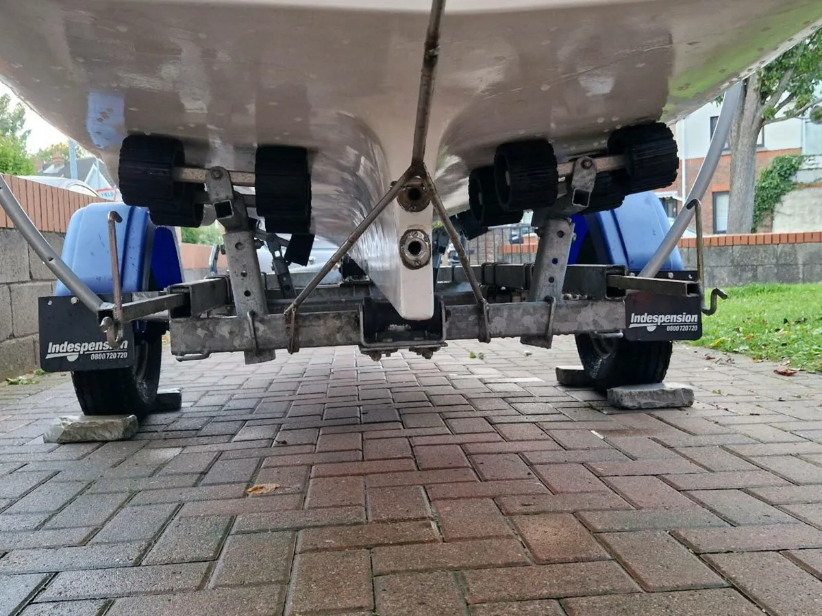 Fishing/family boat - Image 2