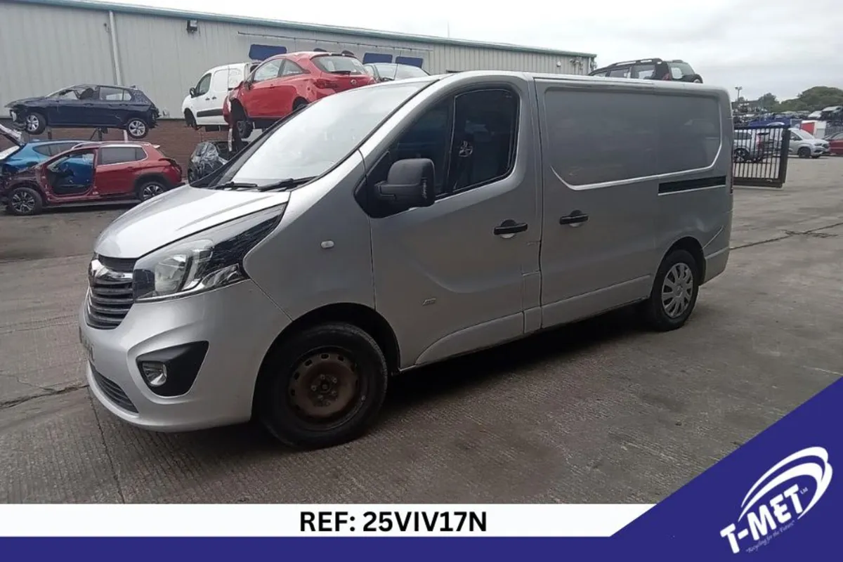 2014 VAUXHALL VIVARO BREAKING FOR PARTS - Image 3