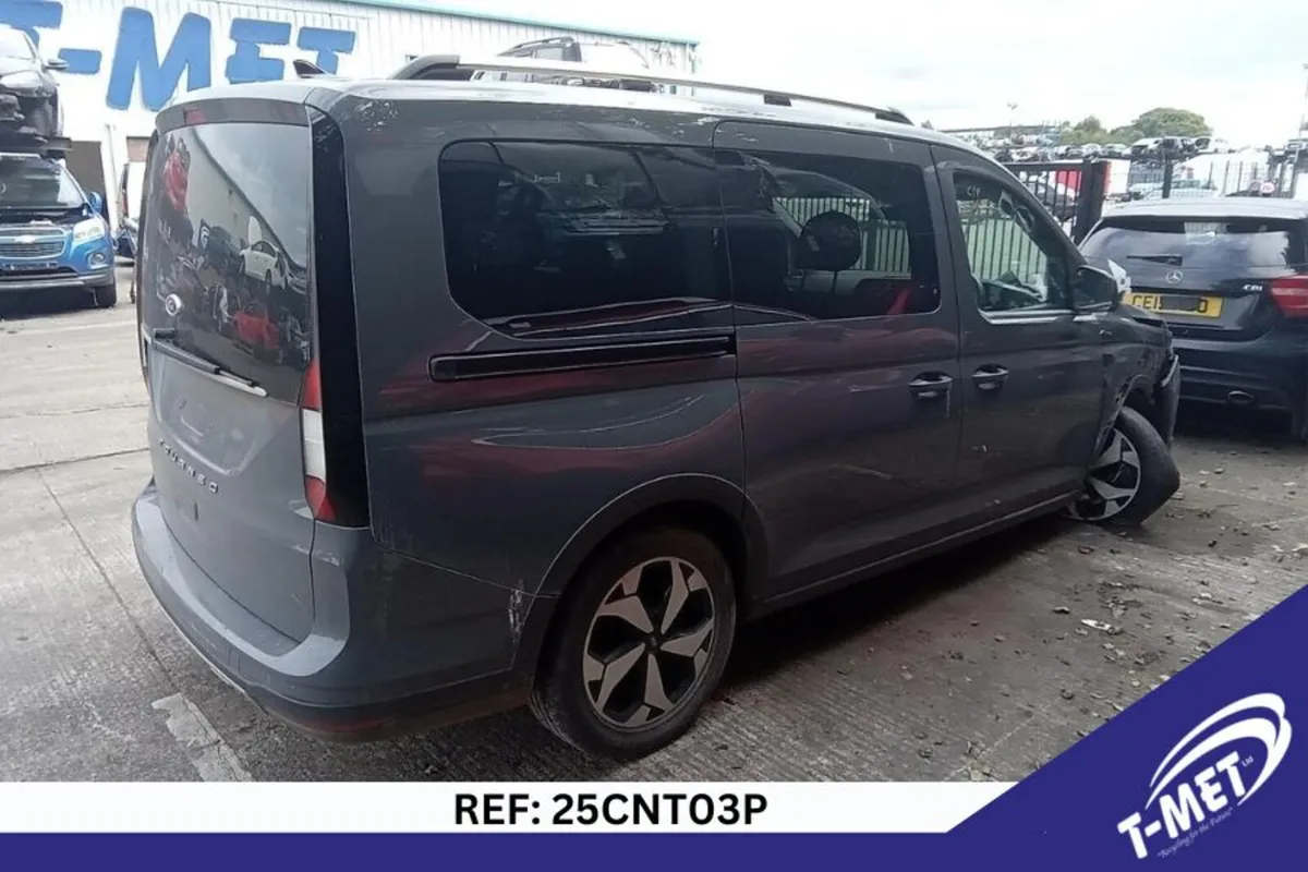 2023 FORD TOURNEO CONNECT BREAKING FOR PARTS - Image 4