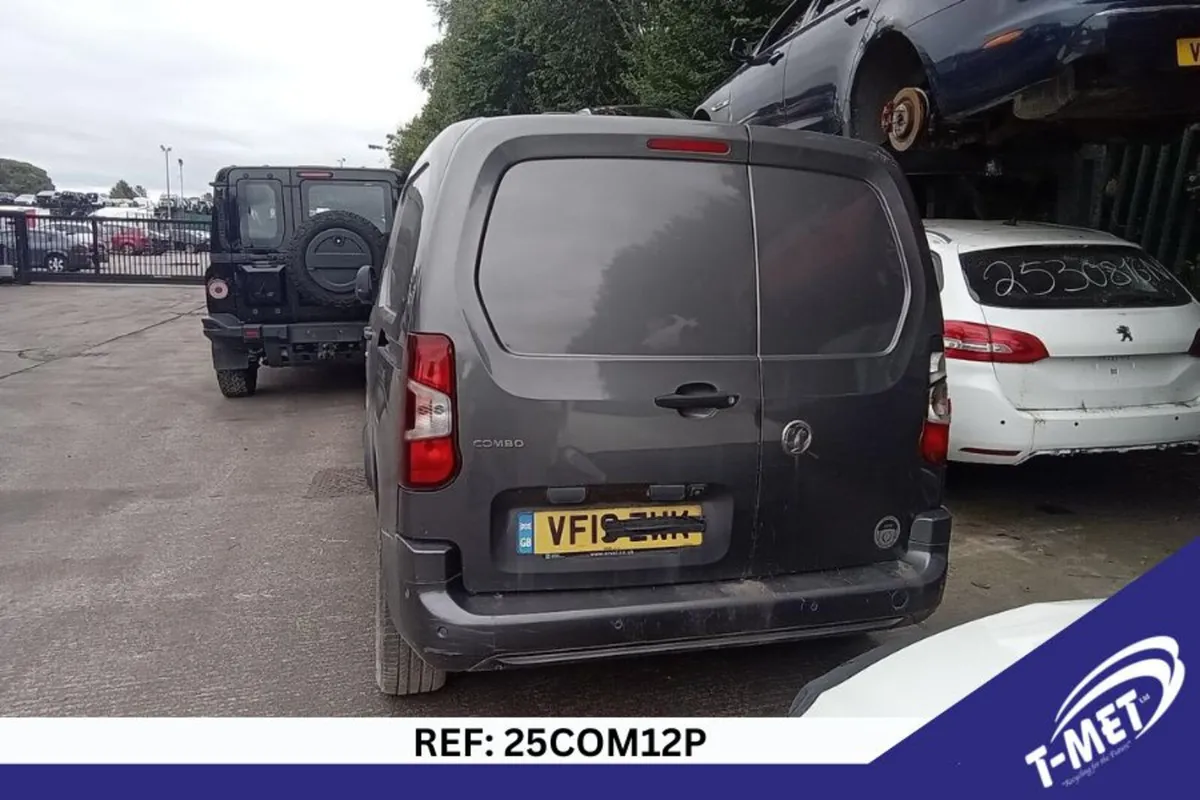 2019 VAUXHALL COMBO BREAKING FOR PARTS - Image 2
