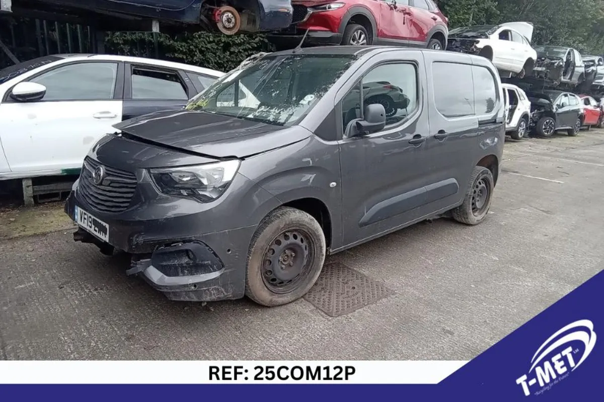 2019 VAUXHALL COMBO BREAKING FOR PARTS - Image 4