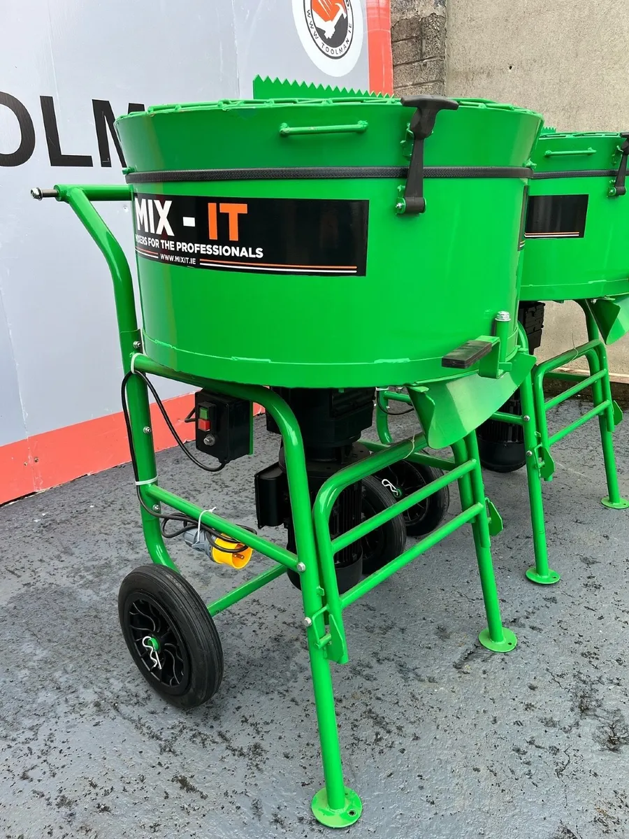 Forced Action Mixer & Resin Floats - Image 4