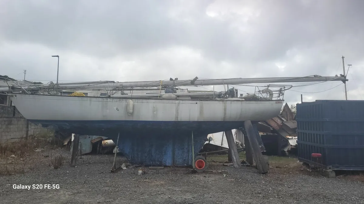 Sailing yacht - Image 1