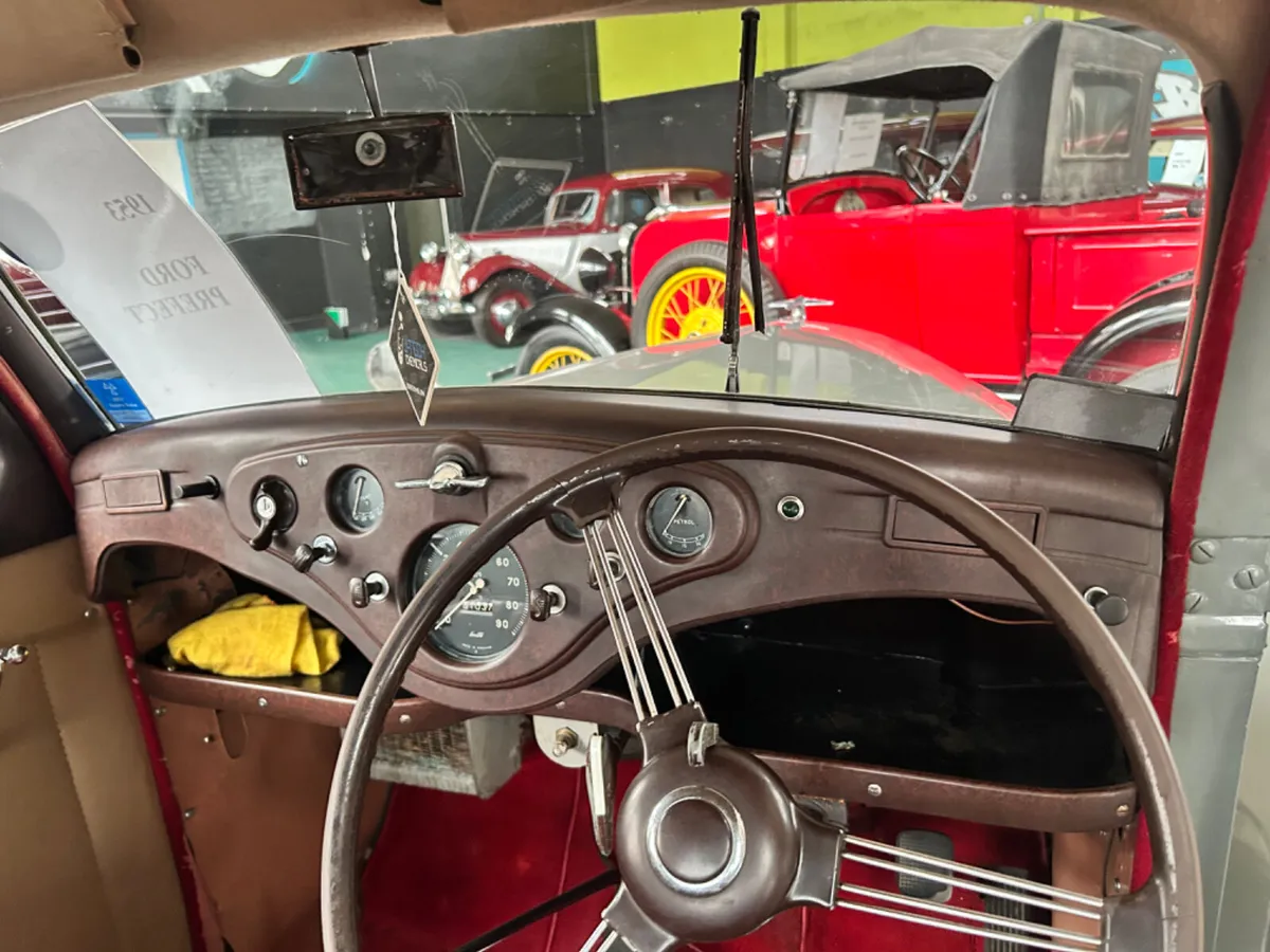 1953 FORD PREFECT - Image 3