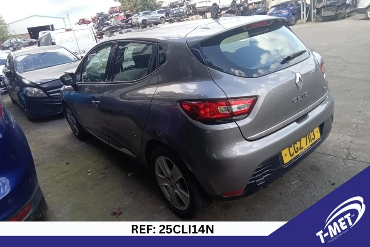 2016 RENAULT CLIO BREAKING FOR PARTS - Image 3