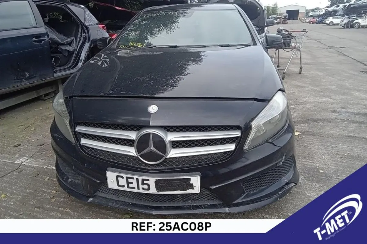 2015 MERCEDES A-CLASS BREAKING FOR PARTS - Image 2