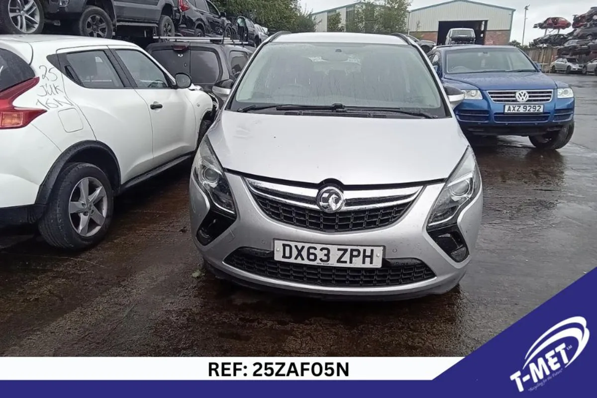 2013 VAUXHALL ZAFIRA BREAKING FOR PARTS - Image 2