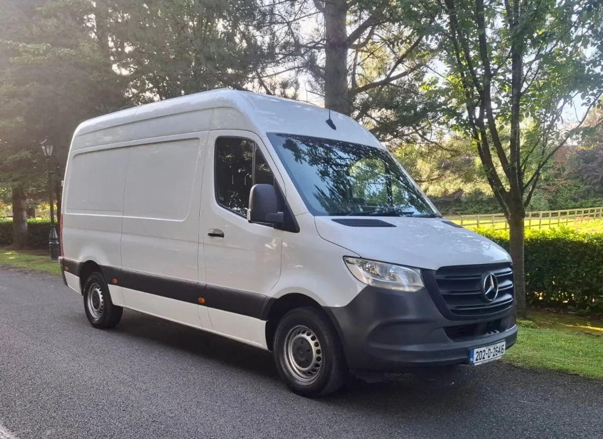 Mercedes-Benz Sprinter 2020 DOE 9/26 - Image 4
