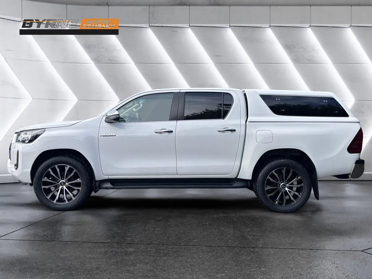 TOYOTA HILUX 2.4D ICON AUTO, 2022 - Image 2