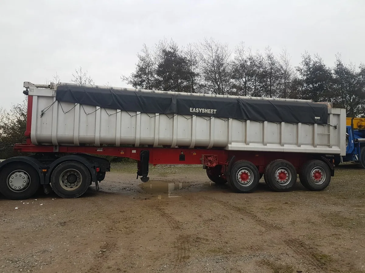 SDC 3 Axle Tipping Trailer - Image 1
