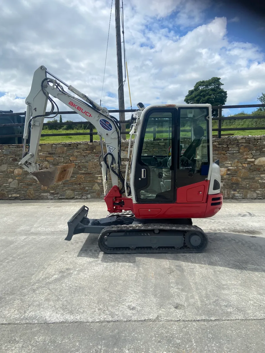 Takeuchi TB 230 2017 - Image 1