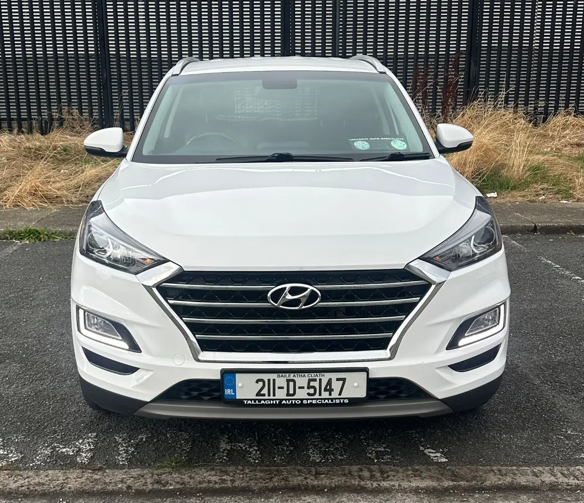 2021 Hyundai Tucson Executive - Image 2