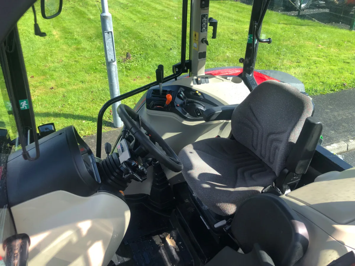 Massey Ferguson 4709 - Image 4