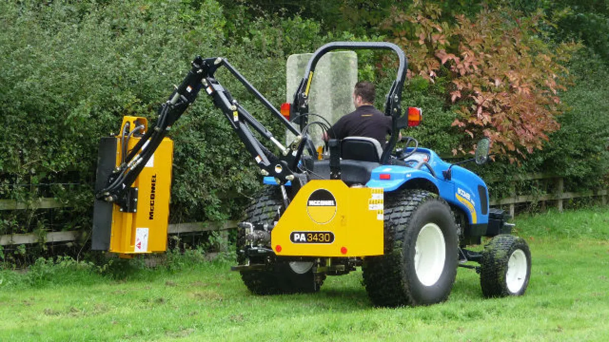 McConnel PA3430 Hedge Cutter - Image 4