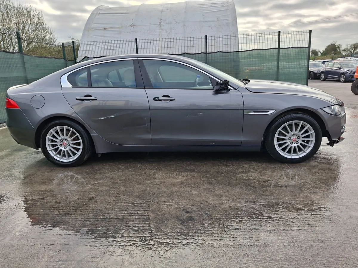 €500OFF!!! 2016 Jaguar XE  2.0 Diesel - Image 4