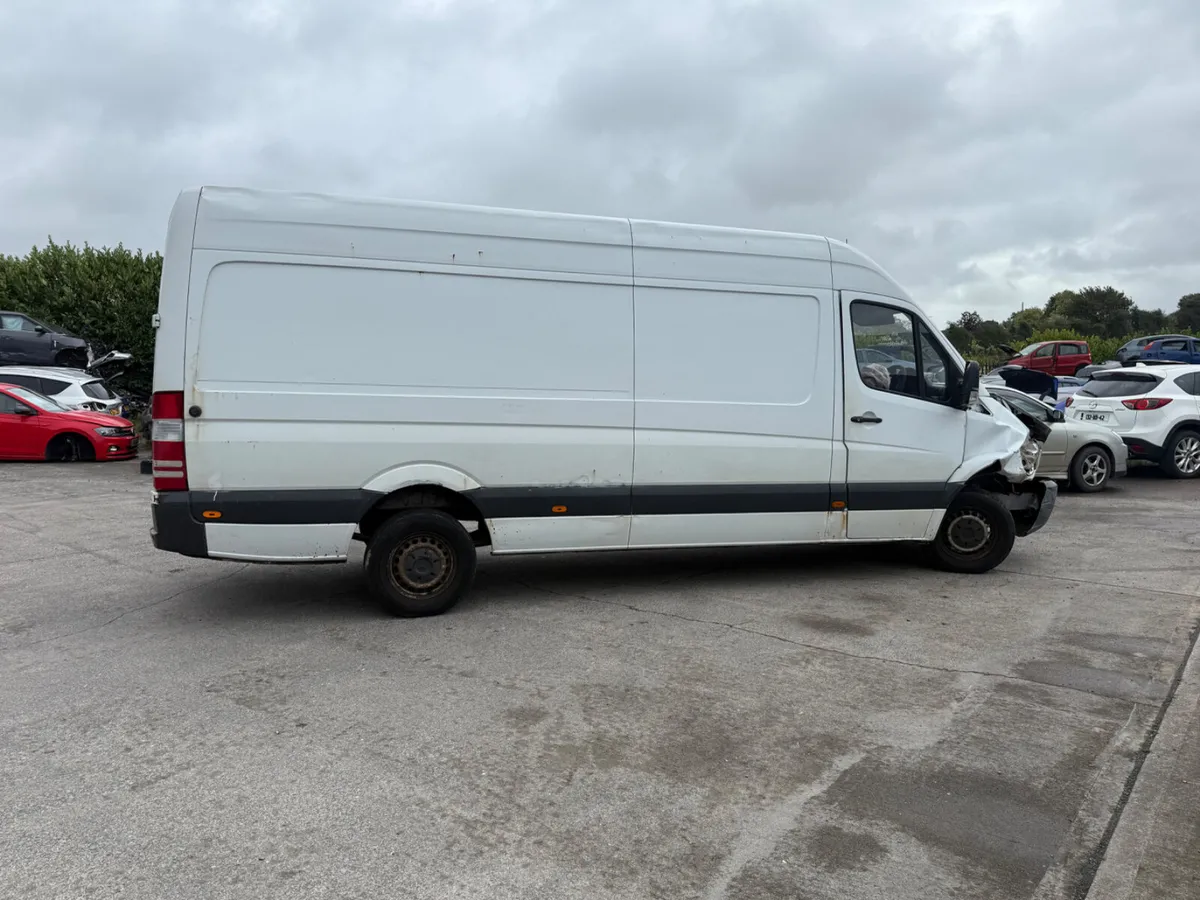 2013 Mercedes Sprinter 2.2 - Image 4