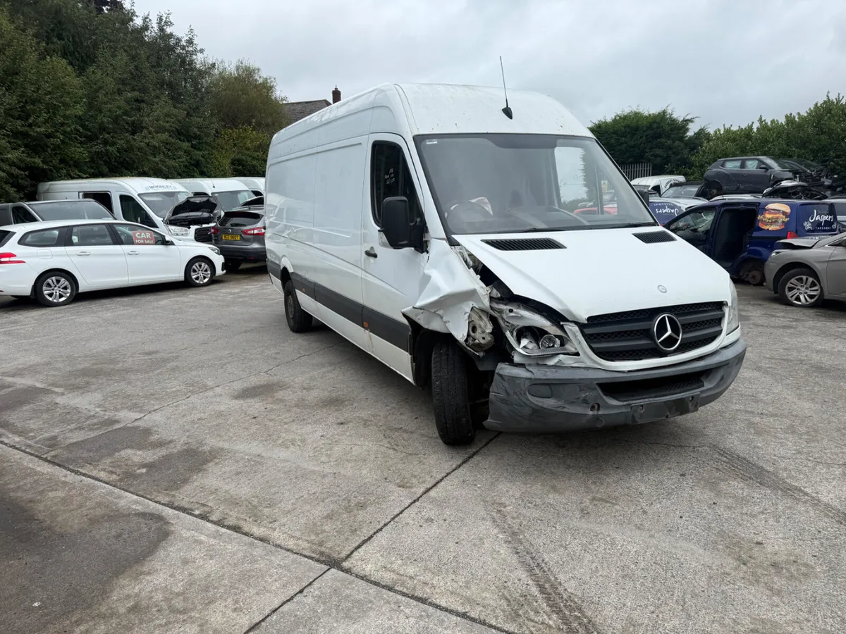 2013 Mercedes Sprinter 2.2 - Image 2