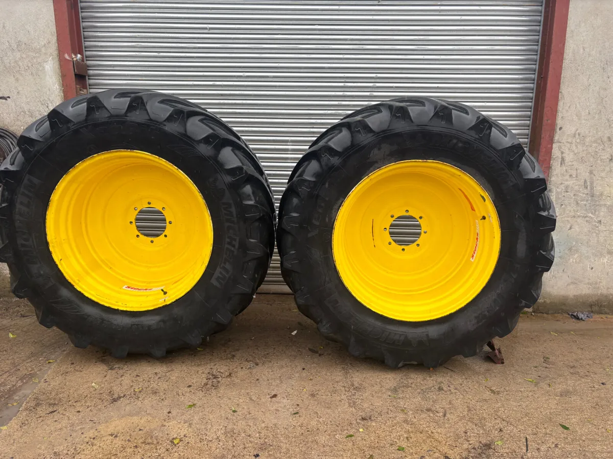 710/60/38 VF Michelins - Image 1