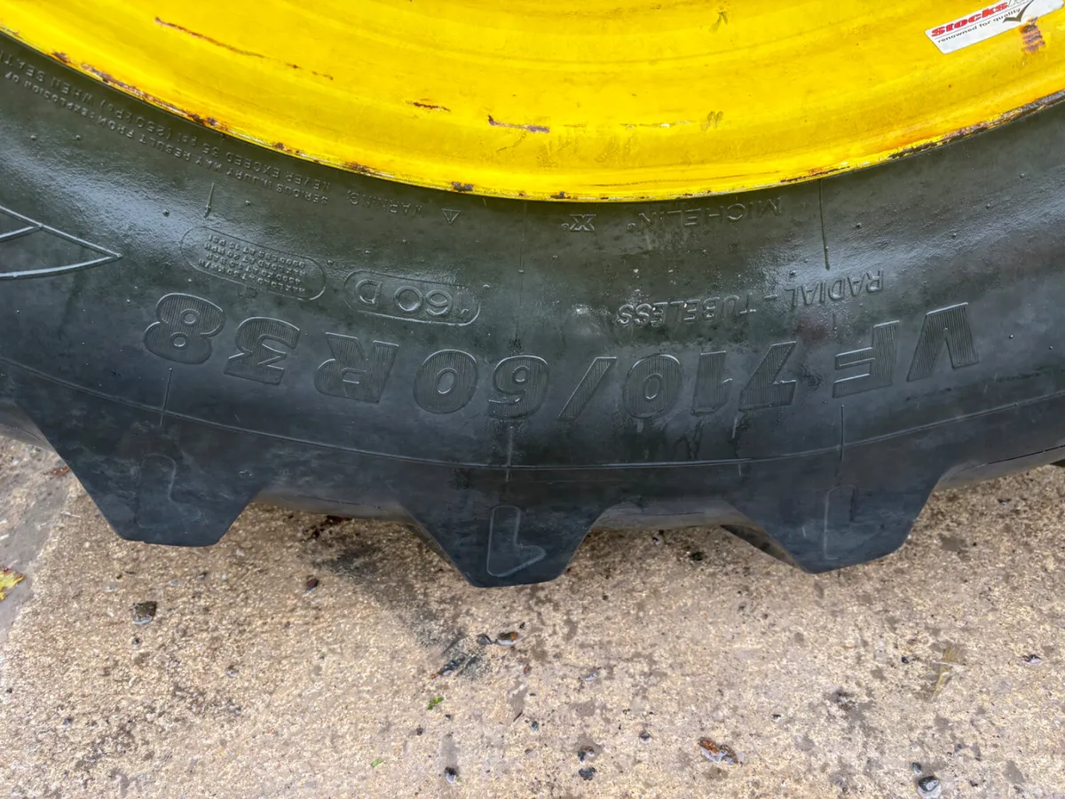 710/60/38 VF Michelins - Image 2