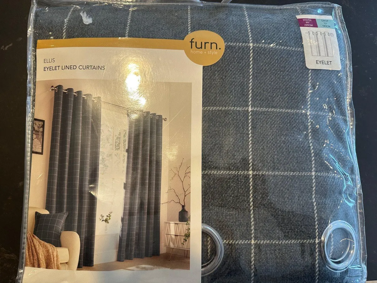 Curtains- Eyelet Lined - Image 1
