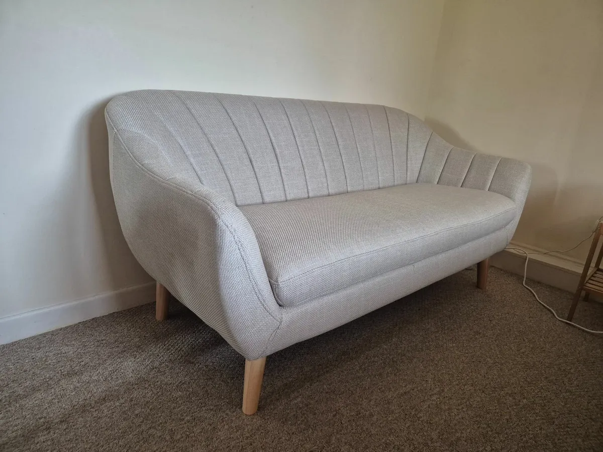 2.5-Seater Sofa - Image 1
