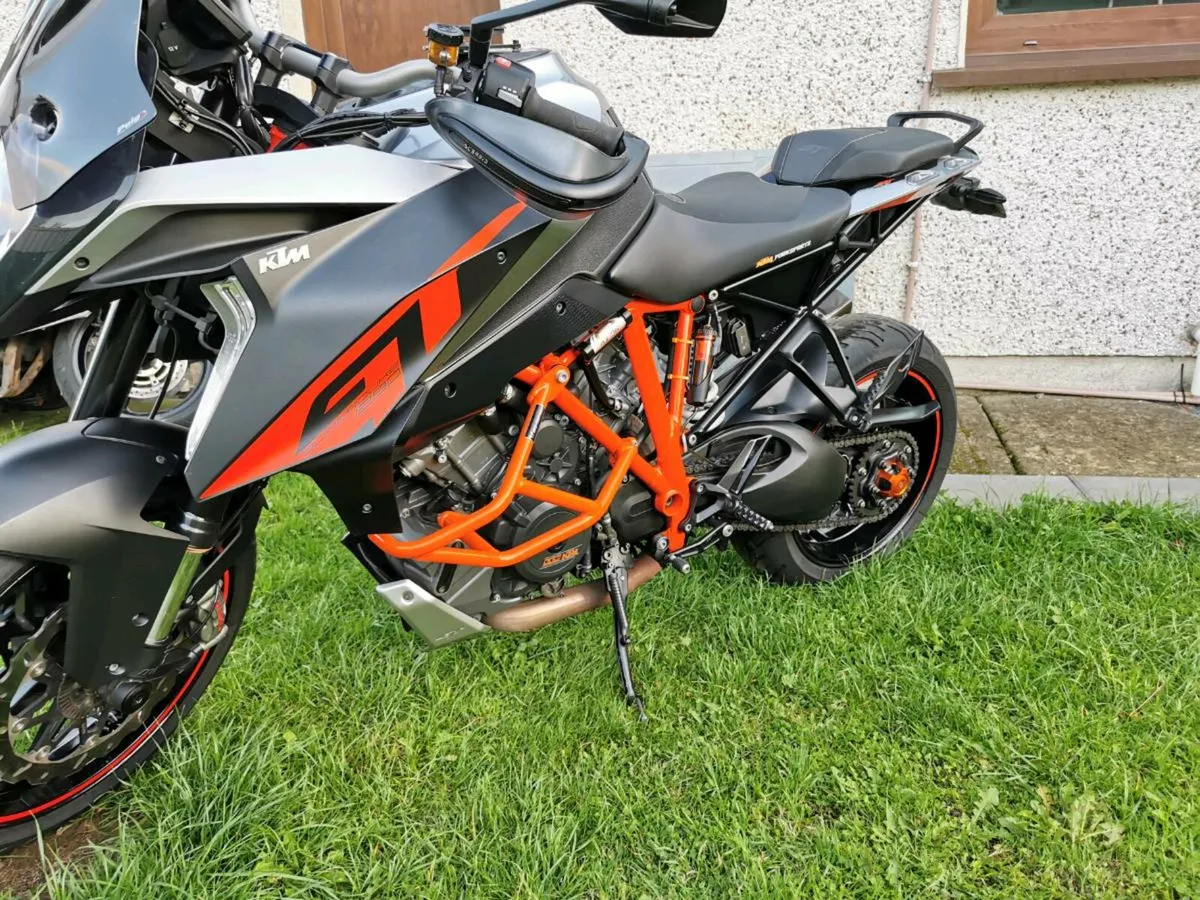 KTM Super Duke 1290Gt - Image 3
