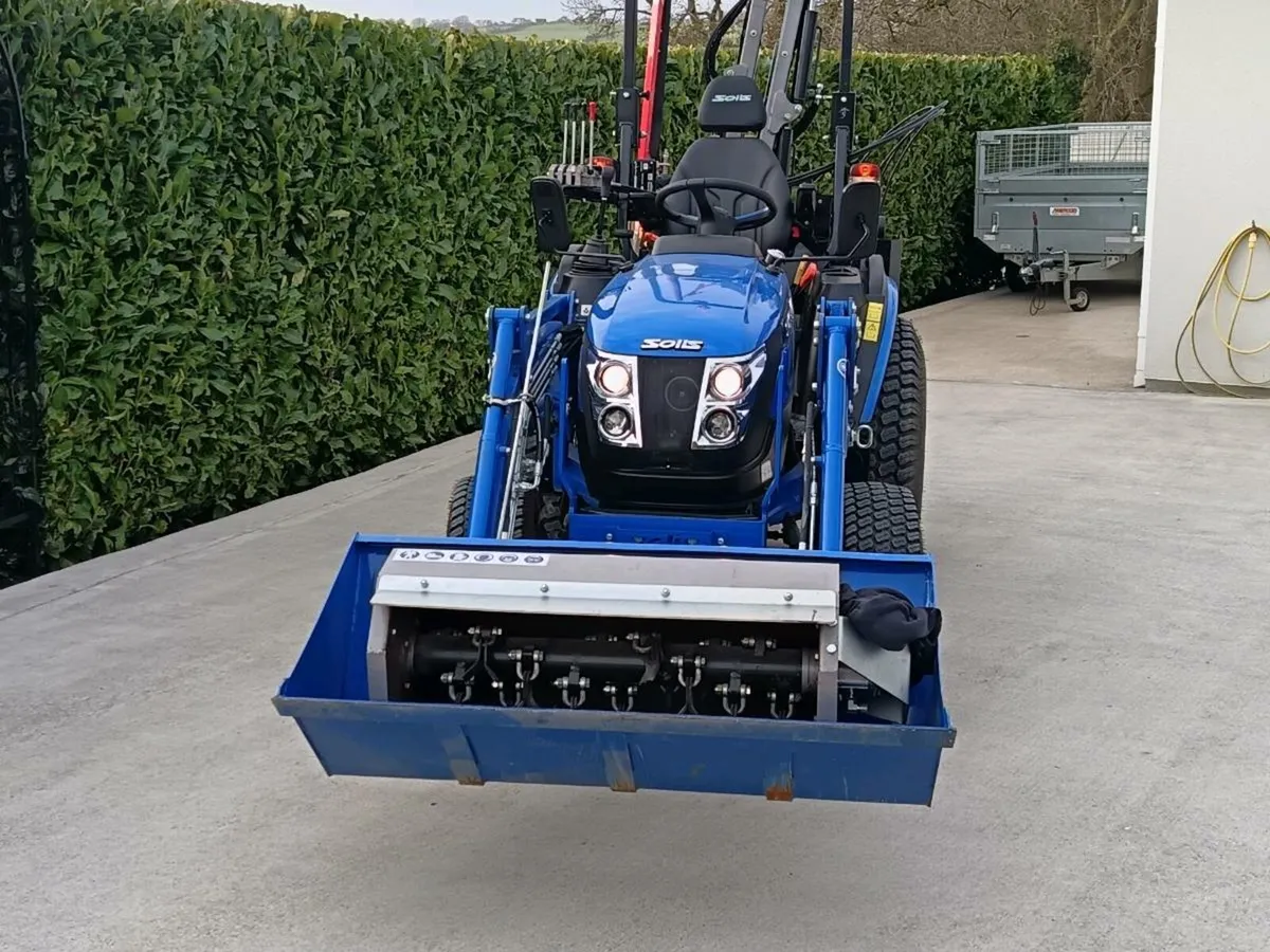 Solis tractor and loader swap - Image 2