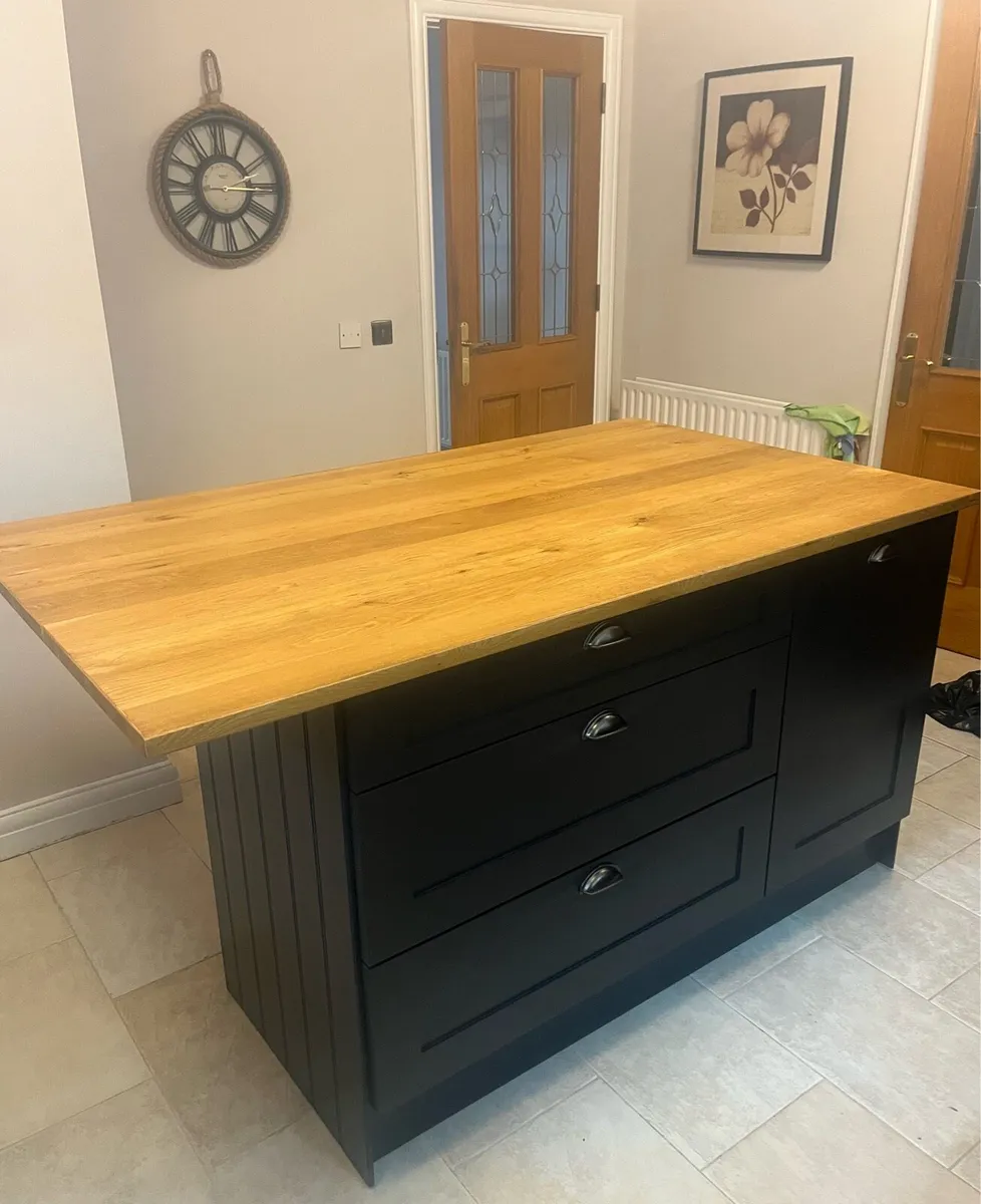 Bespoke Kitchen Units Islands / Extract Canopies - Image 1