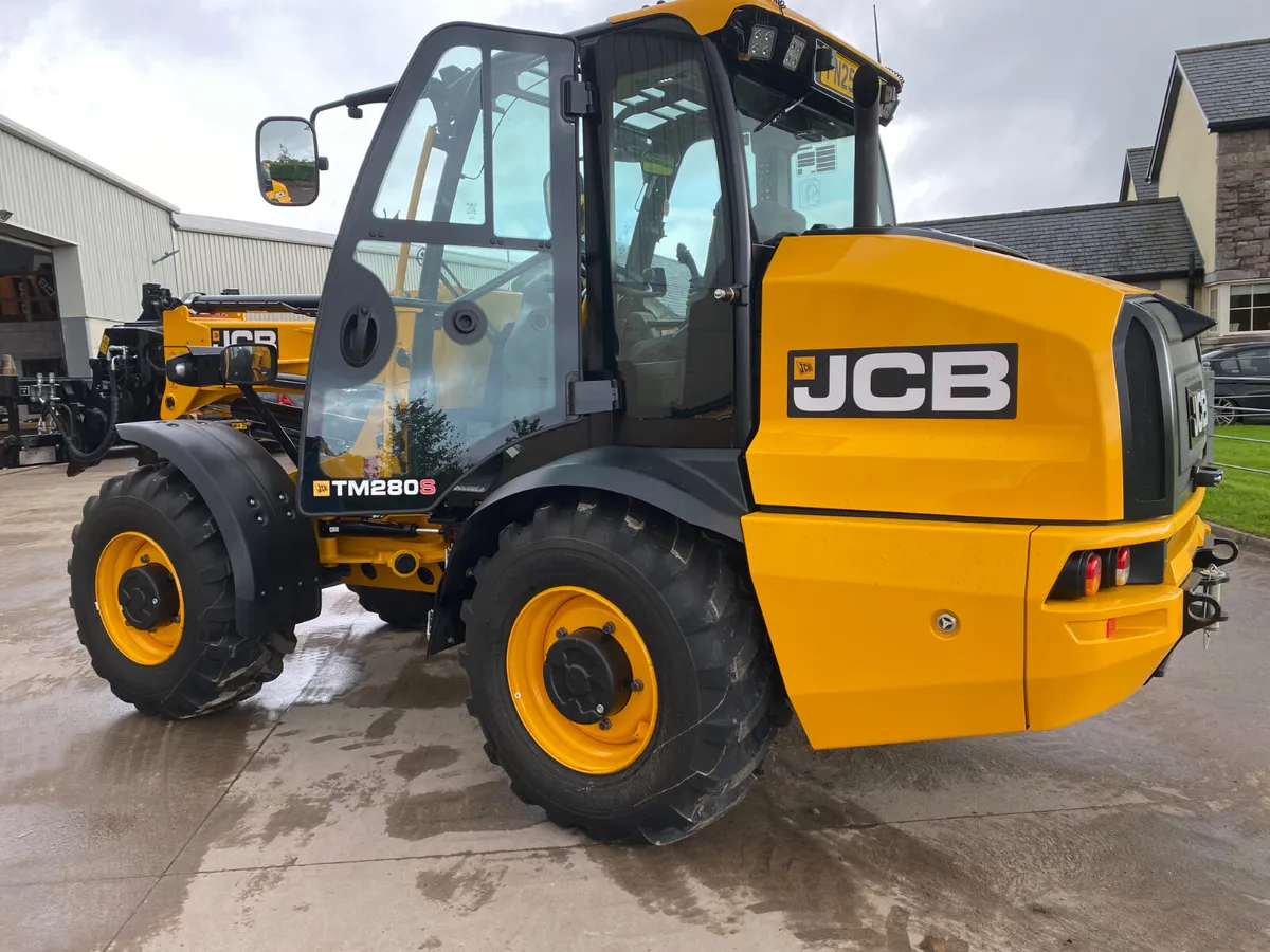 2025 JCB TM280s - Image 2