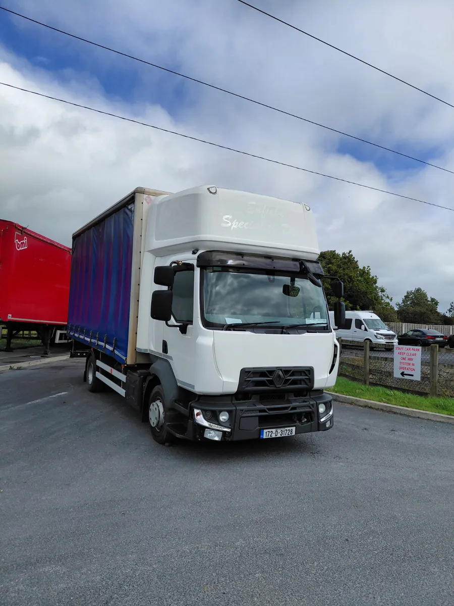 Renault D12 Double Sleeper 2017 - Image 1