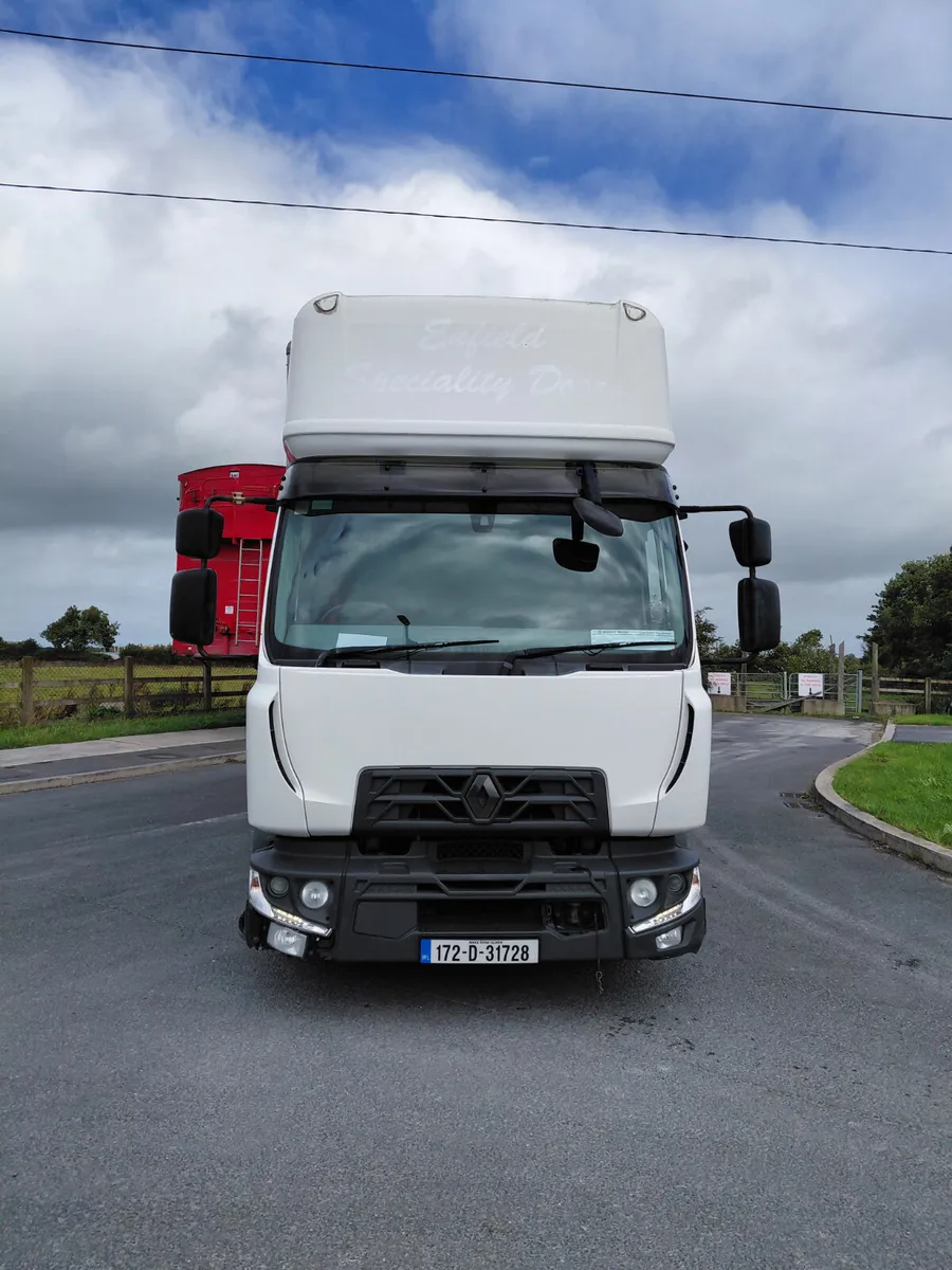 Renault D12 Double Sleeper 2017 - Image 2
