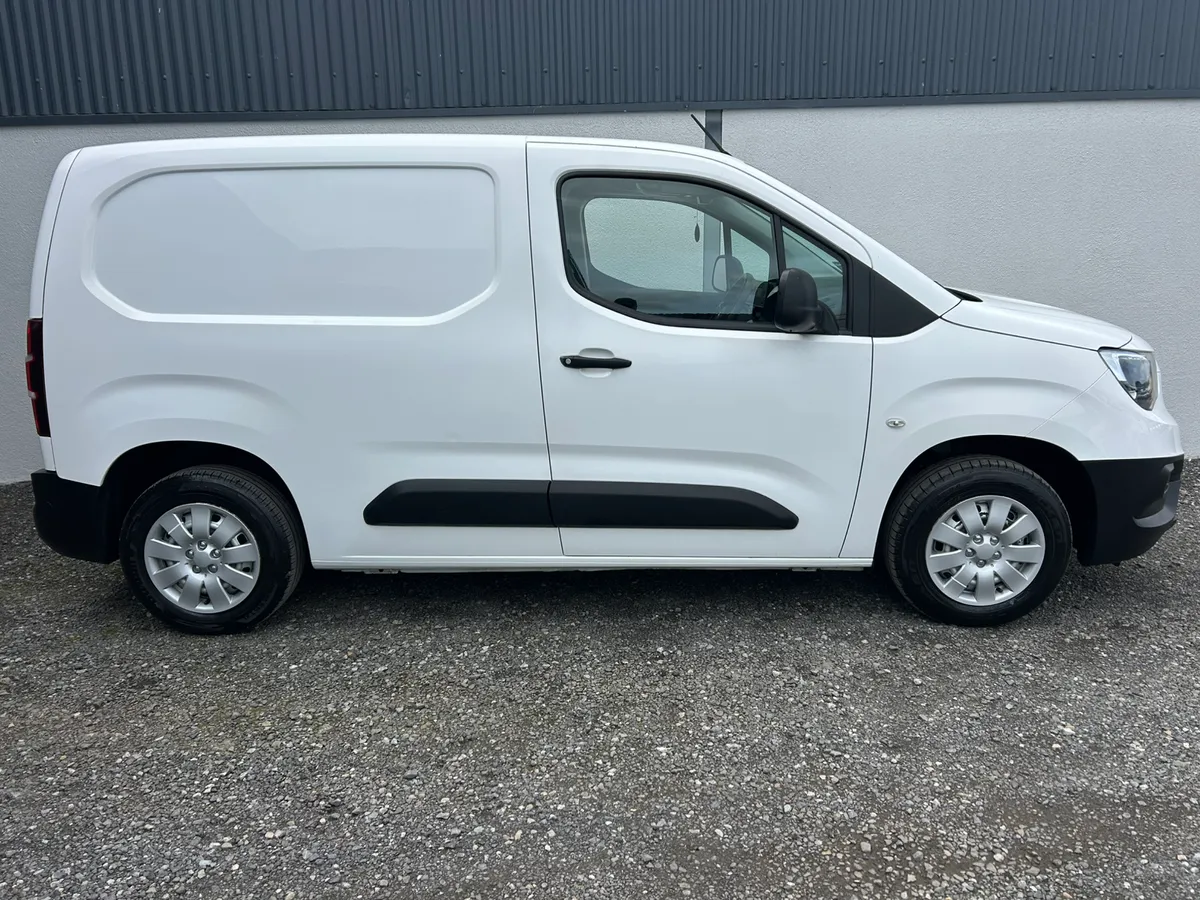 2021 Opel Combo 'Price inclusive of Vat - Image 3