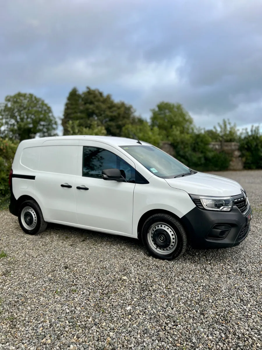 2023 Renault Kangoo 1.5 dci 16,500kms - Image 3